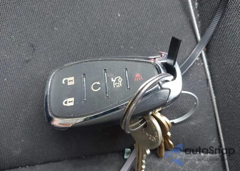 2021 Chevrolet Malibu Fwd Lt из США, поврежденный, VIN 1G1ZD5ST9MF012319